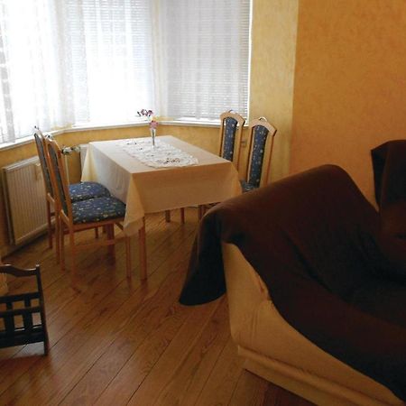 Lovely Apartment In Waren-Mueritz With Kitchen 바렌 외부 사진