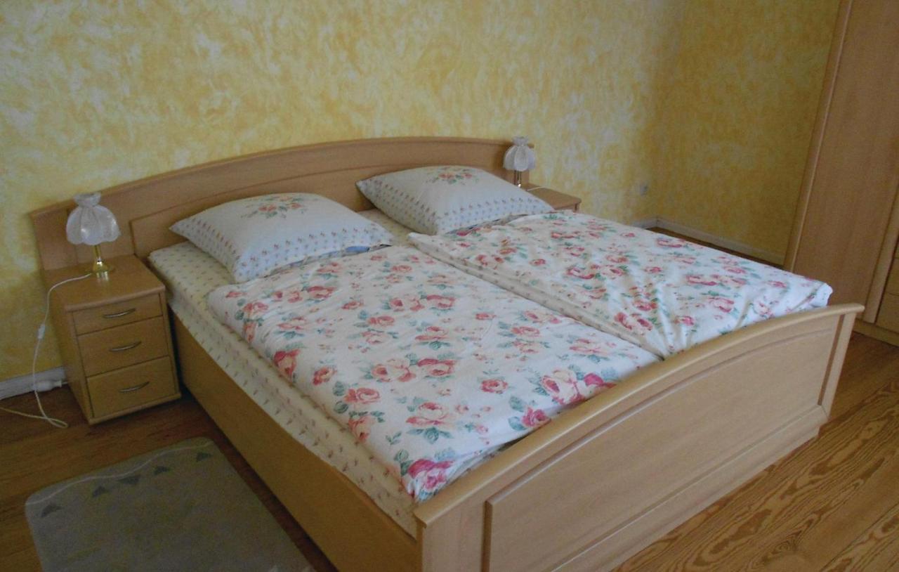 Lovely Apartment In Waren-Mueritz With Kitchen 바렌 외부 사진